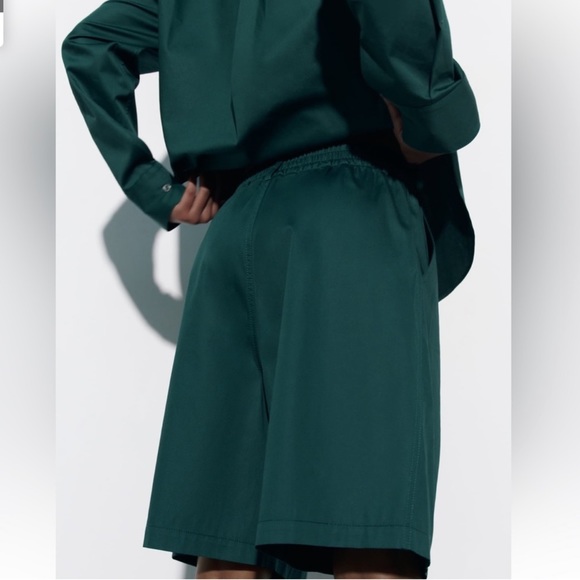 🦕 Zara Bermuda Shorts 🦕 - Picture 3 of 10